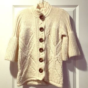 Cream 3/4 wide-sleeved sweater